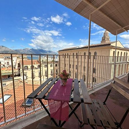 La Finestra Sul Duomo Apartment Gaeta Exterior photo
